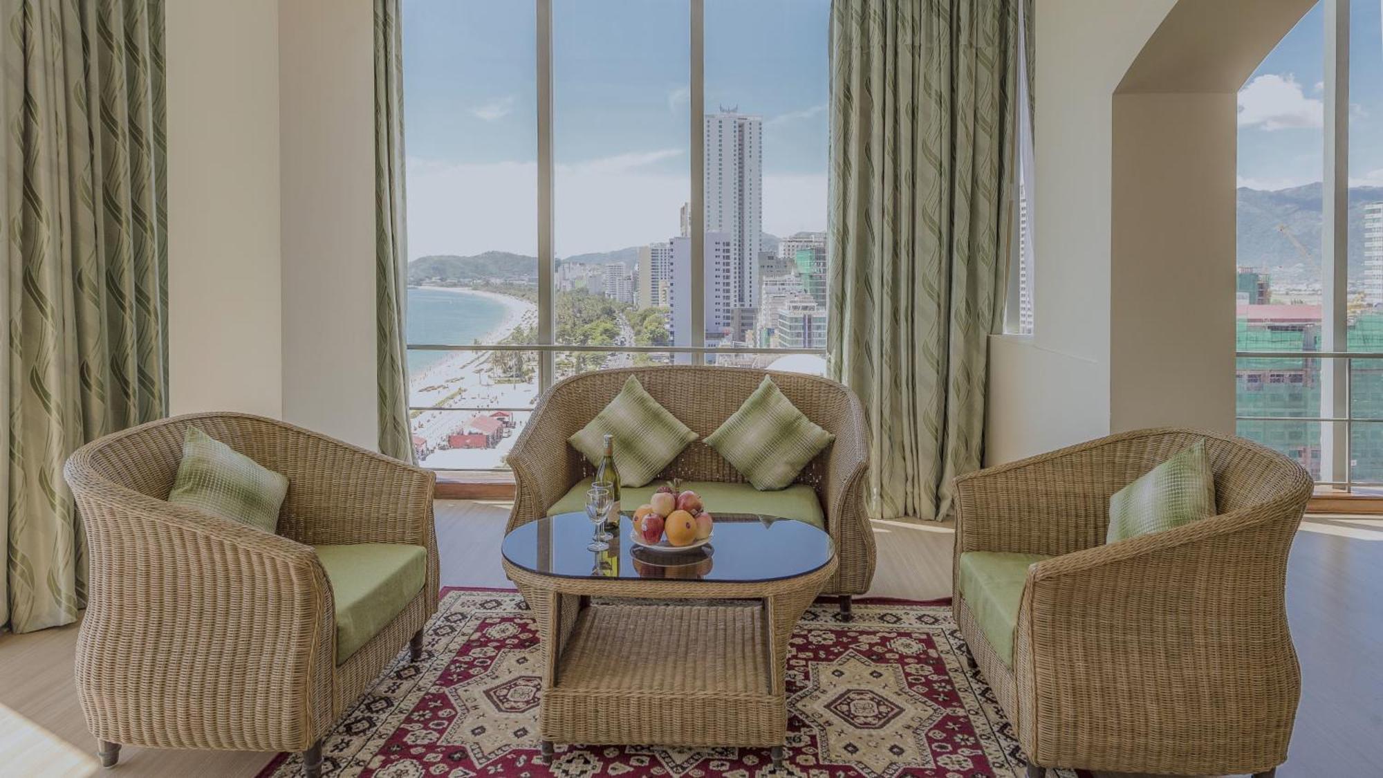 Nha Trang Lodge Hotel Exterior photo