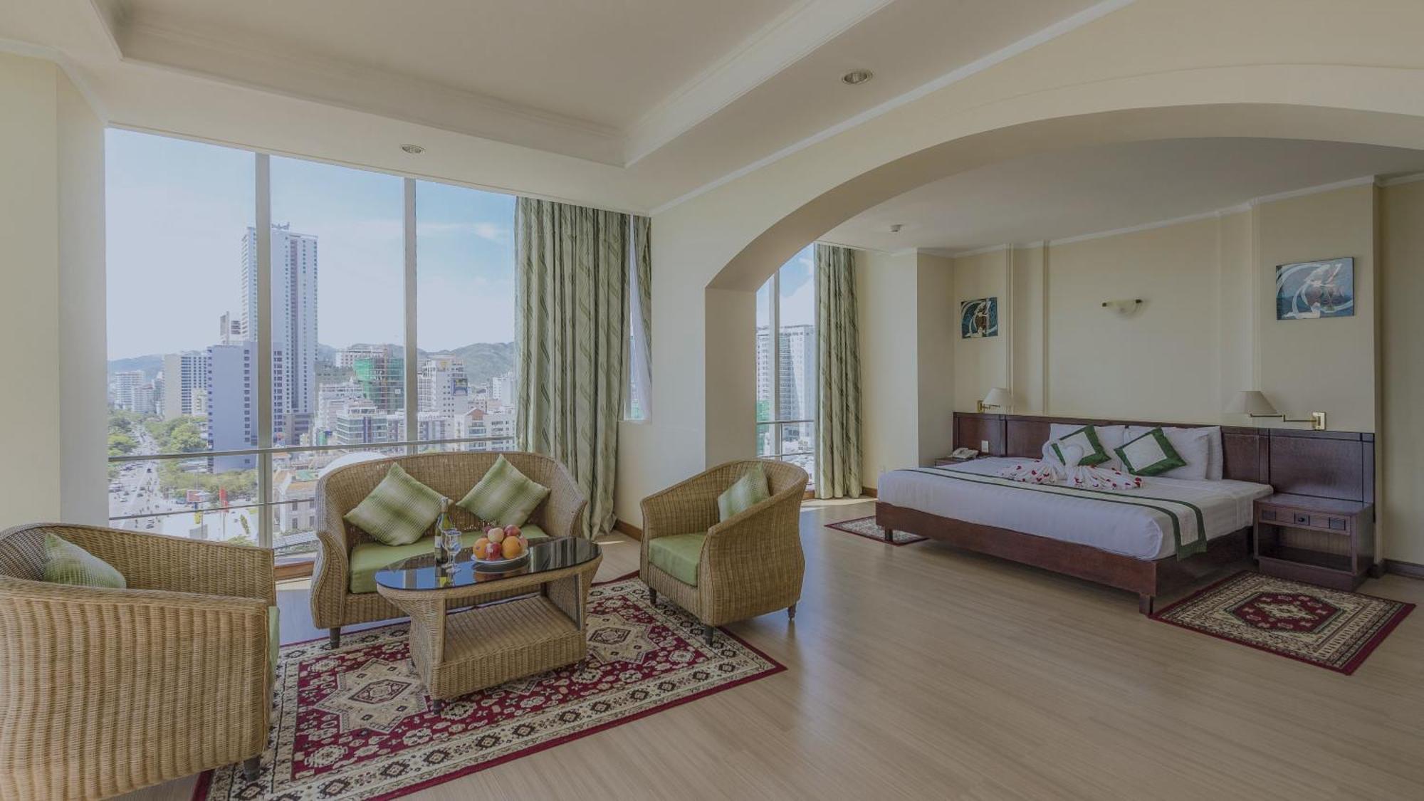 Nha Trang Lodge Hotel Exterior photo