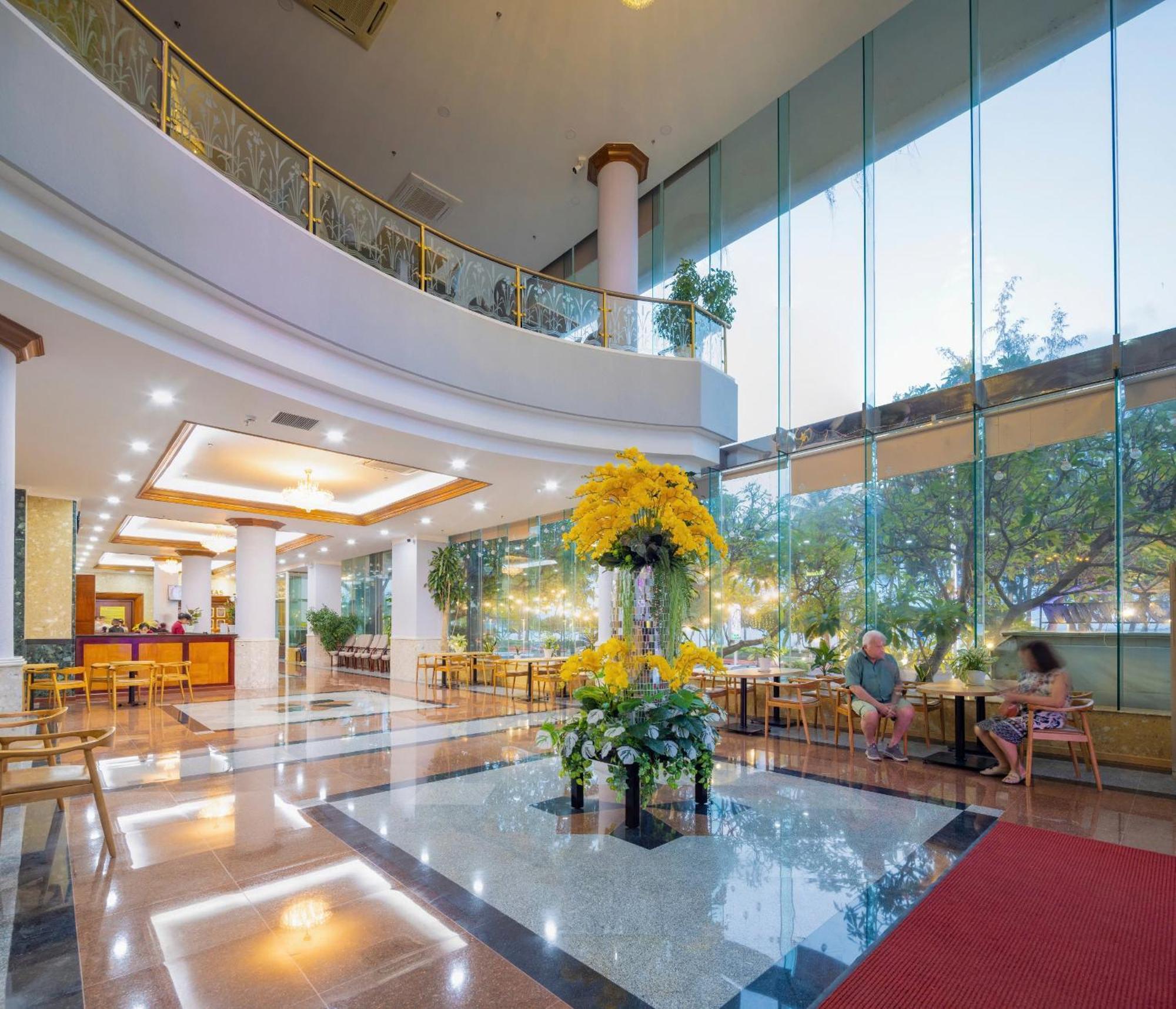 Nha Trang Lodge Hotel Exterior photo